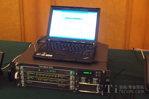 �|�MKeygoe 3000ϵ�ж�ý�w���Q�C��ʾ