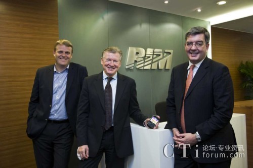 RIM��˾��̫�^(q��)�߼�������Urpo Karjalainen���� (�D��) �� RIM�Ї��^(q��)�����x������� (�D��) �� ��RIM�Ї��^(q��)�N�۸����ü恆̫�^(q��)���ϠI�N������Alex Lambeek���� (�D��)