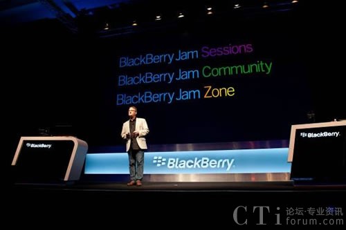 RIM��˾�_�l(f��)���Pϵ�����B(t��i)ϵ�y(t��ng)�_�l(f��)������ Alec Saunders���}���v